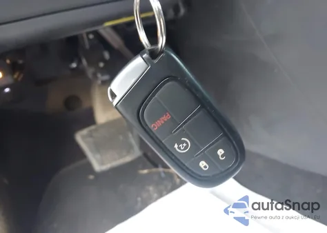 2017 Jeep Cherokee Limited Fwd from USA, damaged, VIN 1C4PJLDB6HW526697